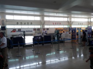Flughafen Puerto Princesa - Gepäckbänder gibt es hier nicht