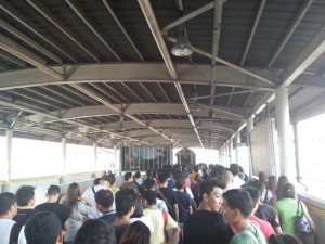 Am Bahnhof in Manila