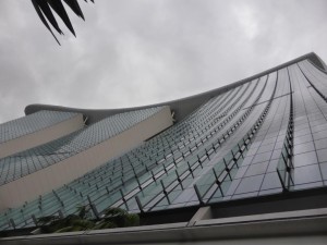 Marina Bay Hotel im Regen