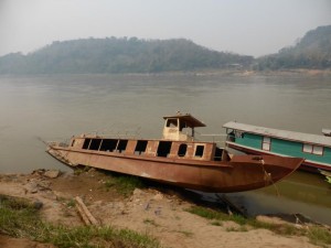 Altes Schiff am Mekong